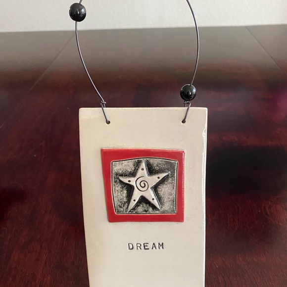 “Dream” Wall Decor - Picture 2 of 4